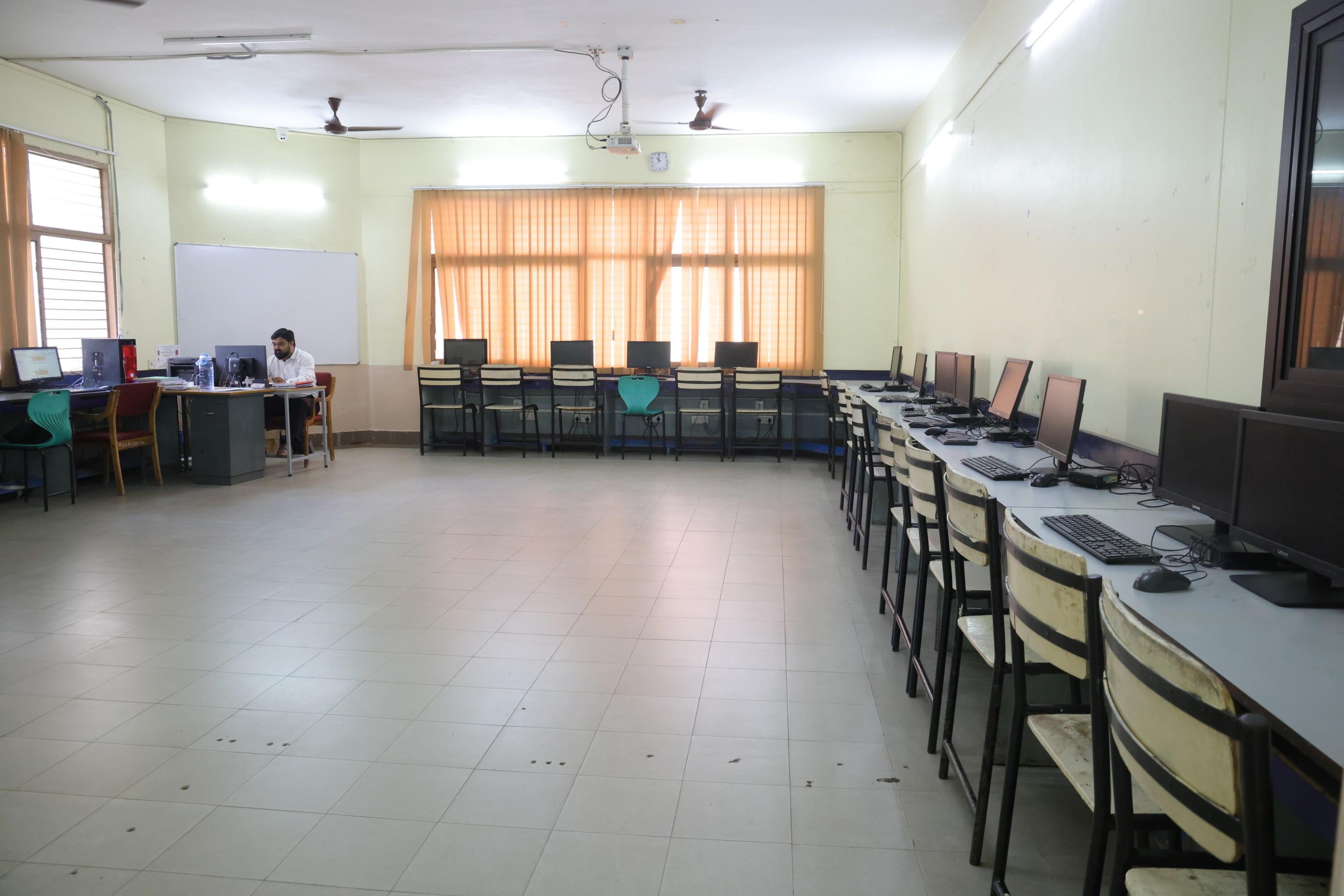 Robotics & Innovation Lab